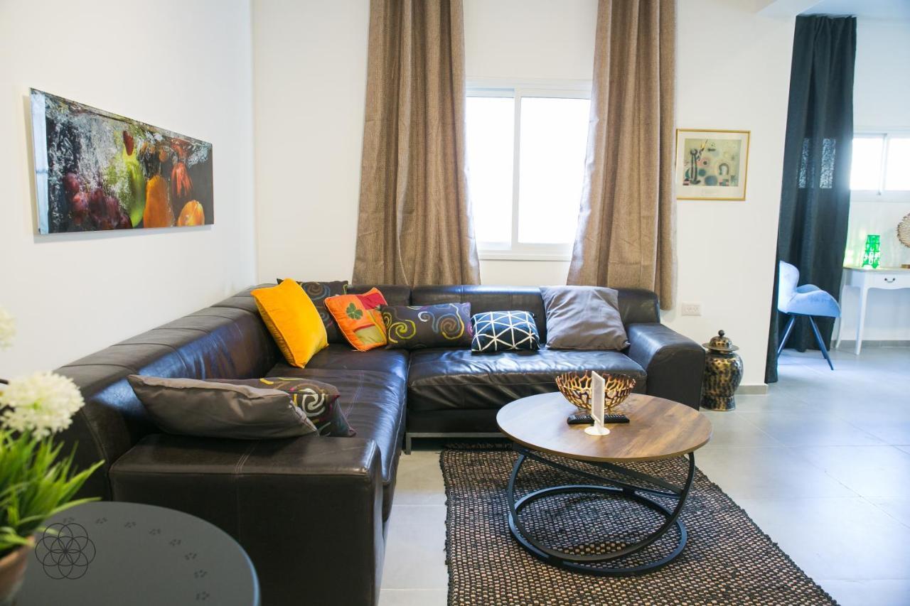 Allenby Center Apartment *