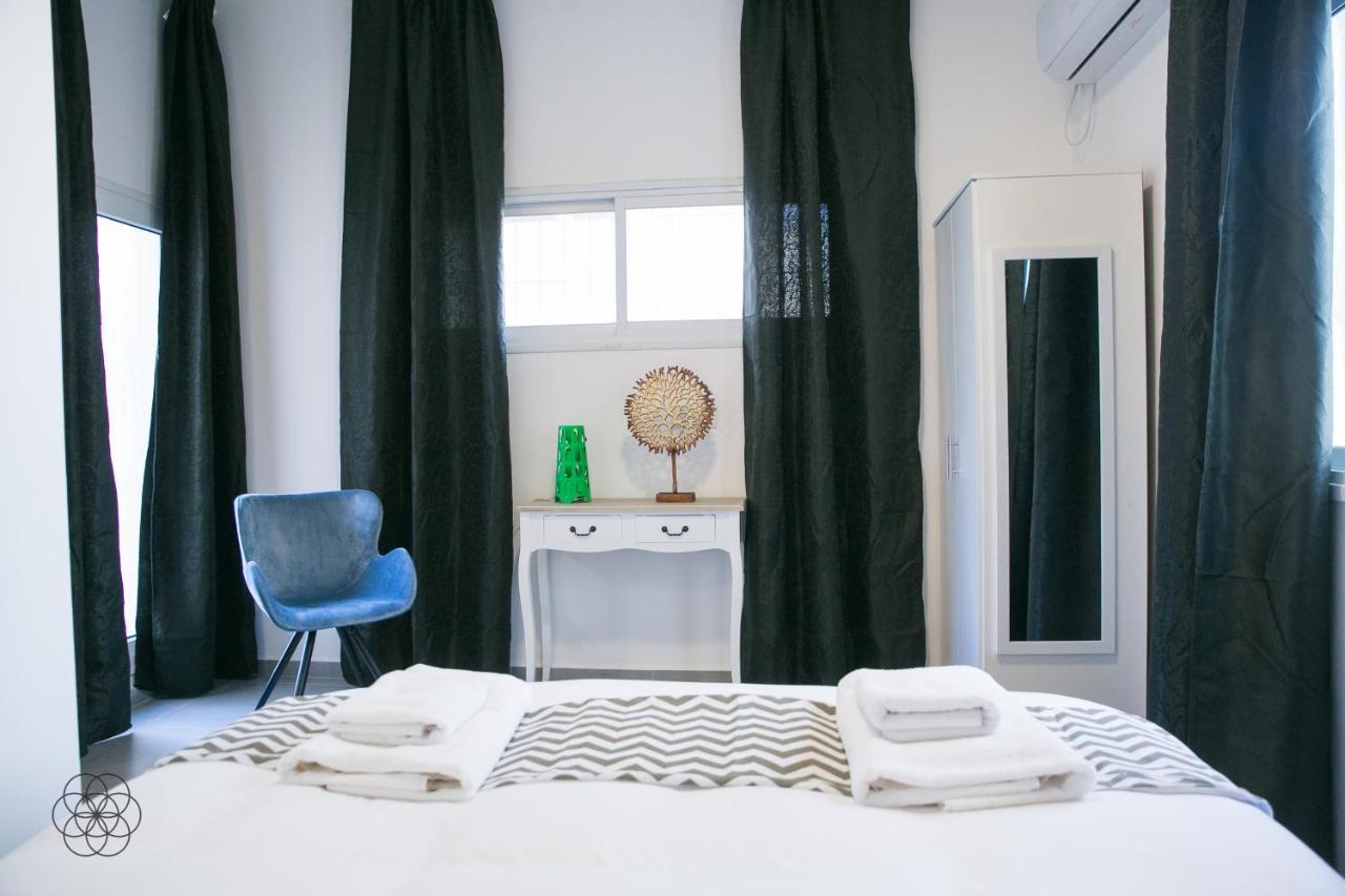 Apartment Allenby Center